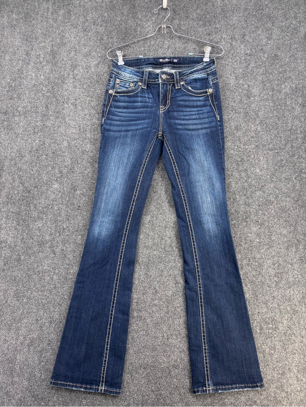 Miss Me Bootcut Dark Wash Distressed Jeans Women’s 26* Mid Rise Countrycore